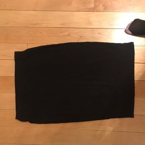 Black jersey pencil skirt